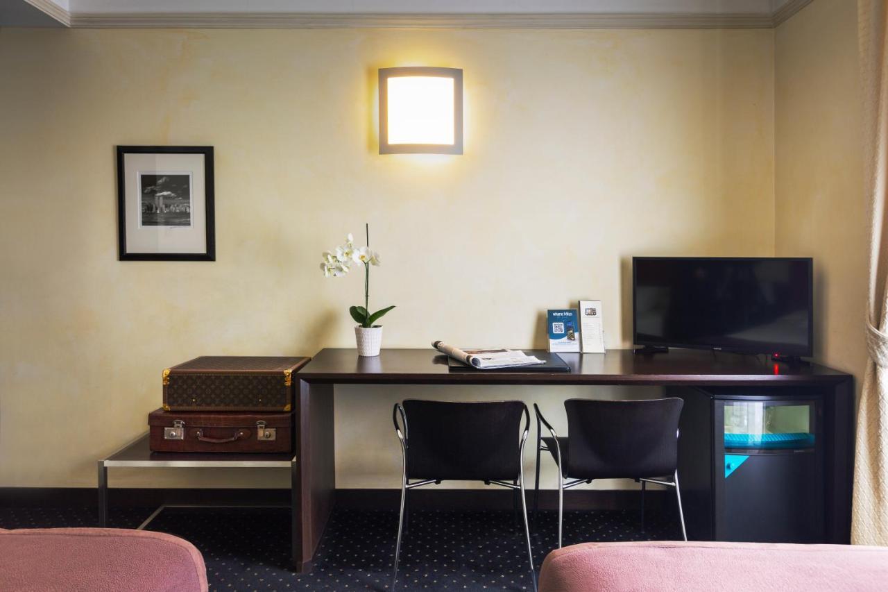 Hotel Colombia Милано Екстериор снимка