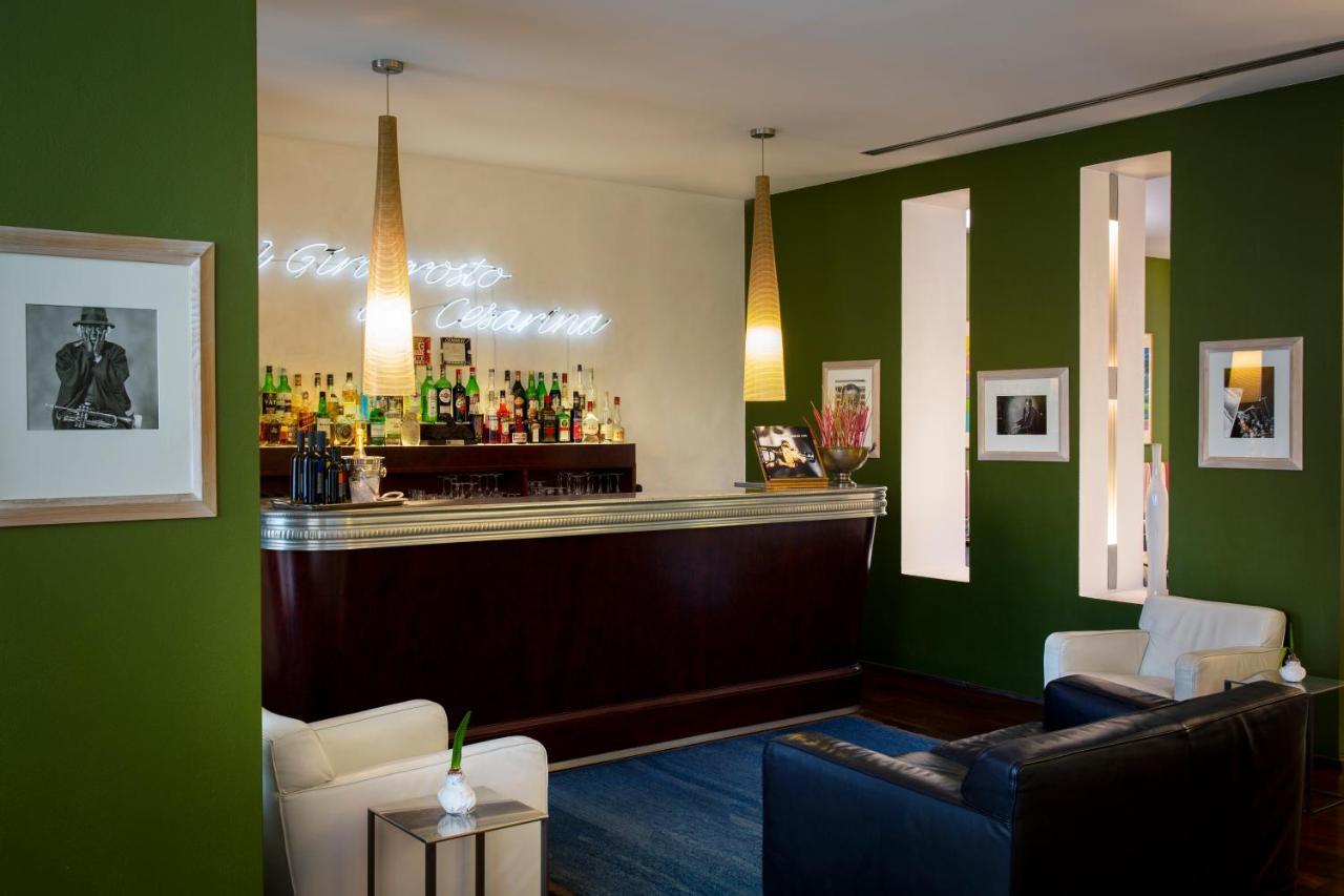 Hotel Colombia Милано Екстериор снимка