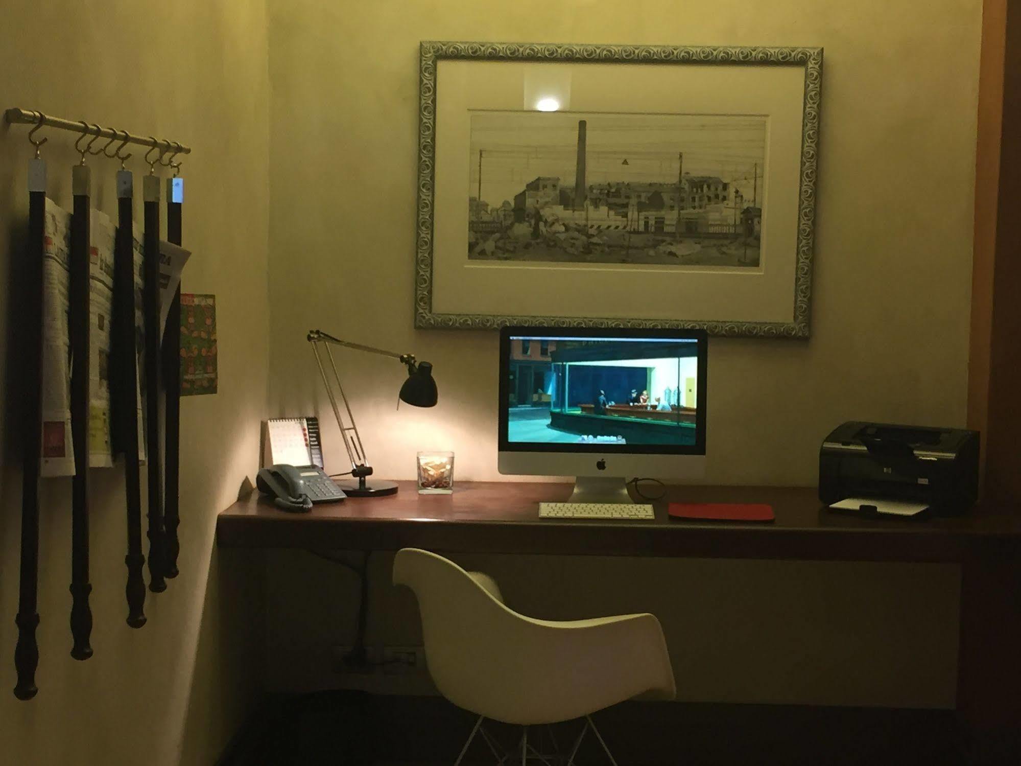 Hotel Colombia Милано Екстериор снимка
